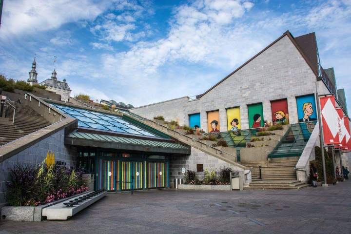 Bâtiments publics et patrimoniaux construits pour la communauté